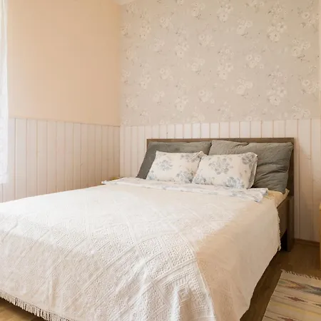 Vintage Four Terrassiga Korter Apartment Haapsalu