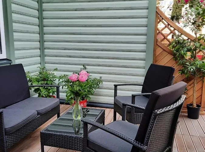 Vintage Four Terrassiga Korter