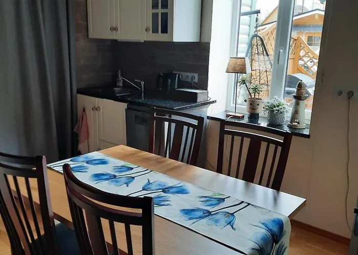 Vintage Four Terrassiga Korter Apartamento