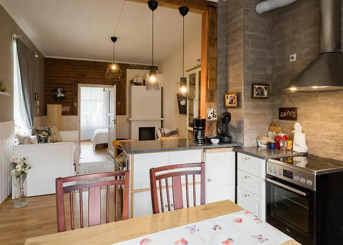 Vintage Four Terrassiga Korter *