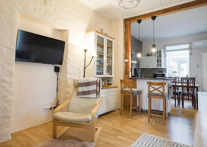 Vintage Four Terrassiga Korter Apartamento